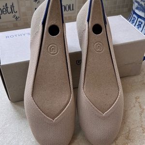 Rothy's 'The Flat' Ecru Size 8